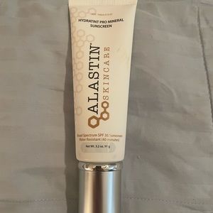 Alastin HydraTint Pro Mineral Broad Spectrum Sunscreen SPF 36 NEW  3.2 oz